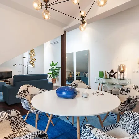 Explore Vibrant From A Designer Loft At Casa Da Barroca Apartment Lisbon