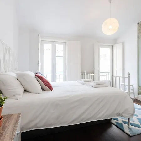 Designer Loft In The Heart Of Bairro Alto *