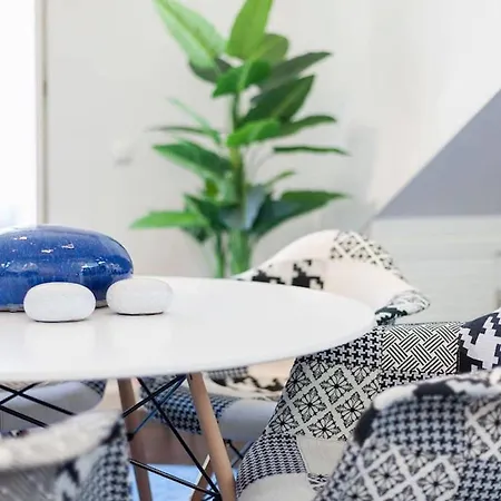 Designer Loft In The Heart Of Bairro Alto 아파트