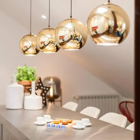 Designer Loft In The Heart Of Bairro Alto 아파트 *