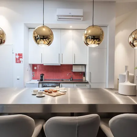 Designer Loft In The Heart Of Bairro Alto * Лісабон