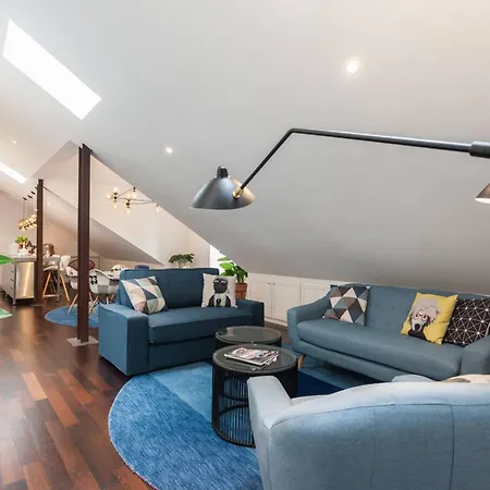 Designer Loft In The Heart Of Bairro Alto 아파트 리스본
